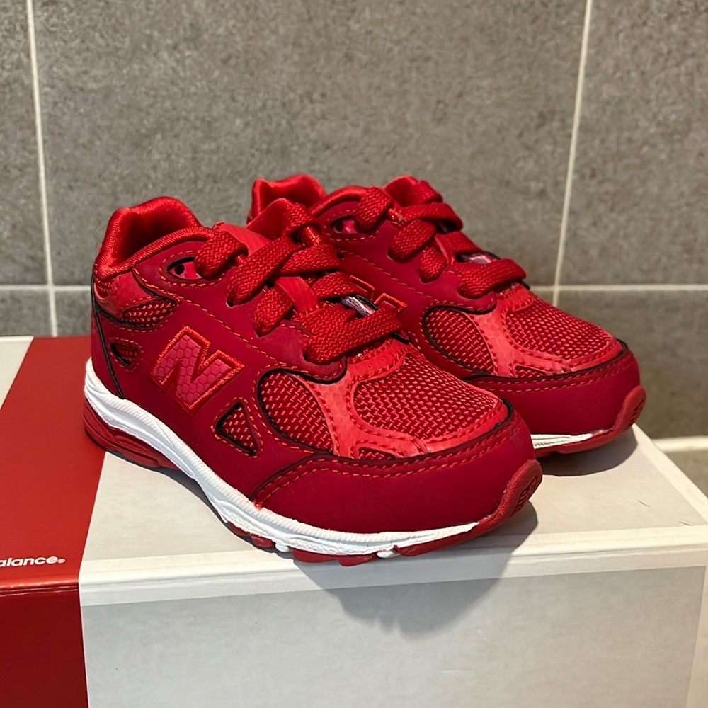 New Balance KJ990SRI Shoes Sneakers new 990 red Toddlers Boys Girls Size 5
